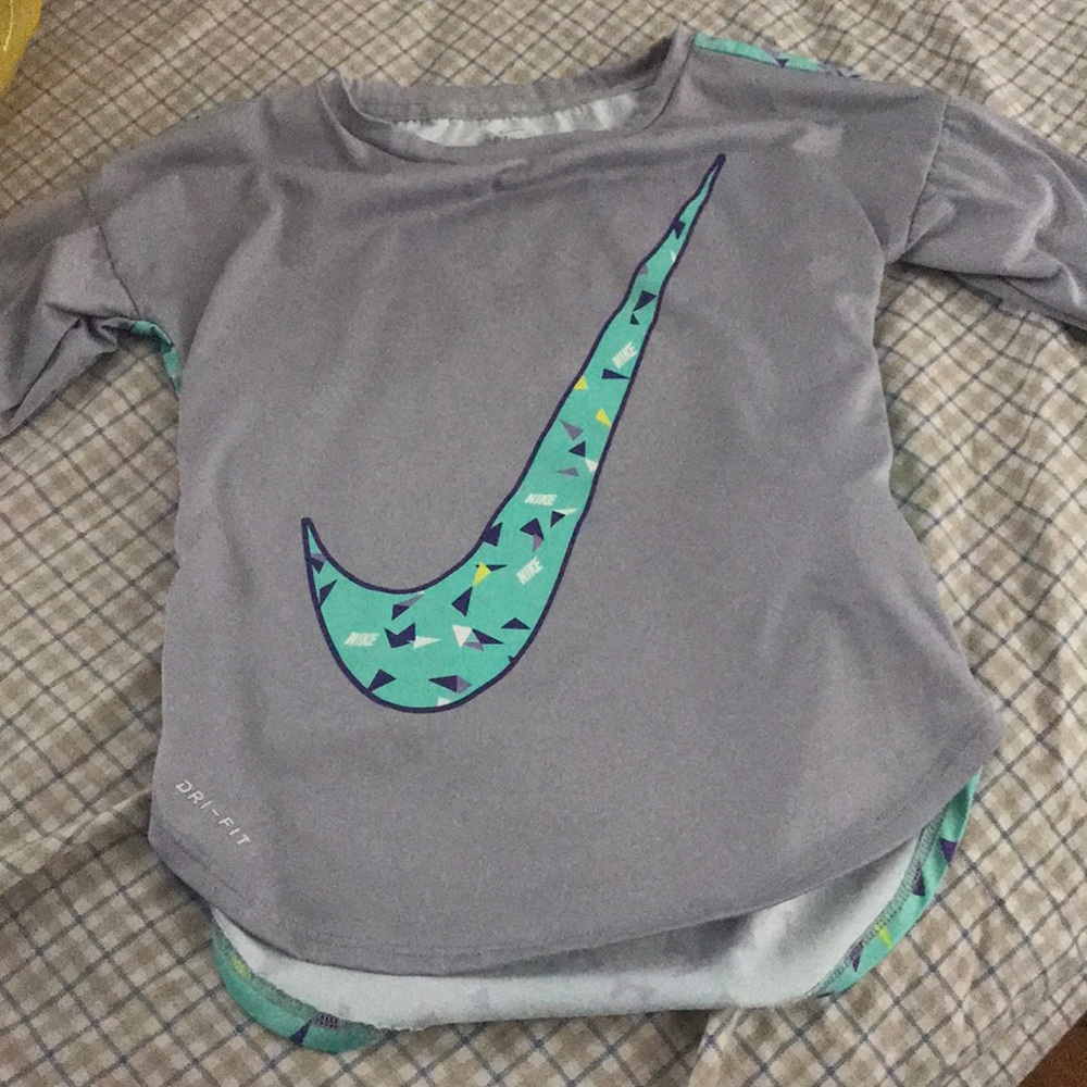 NIKE Dri Fit shirt
